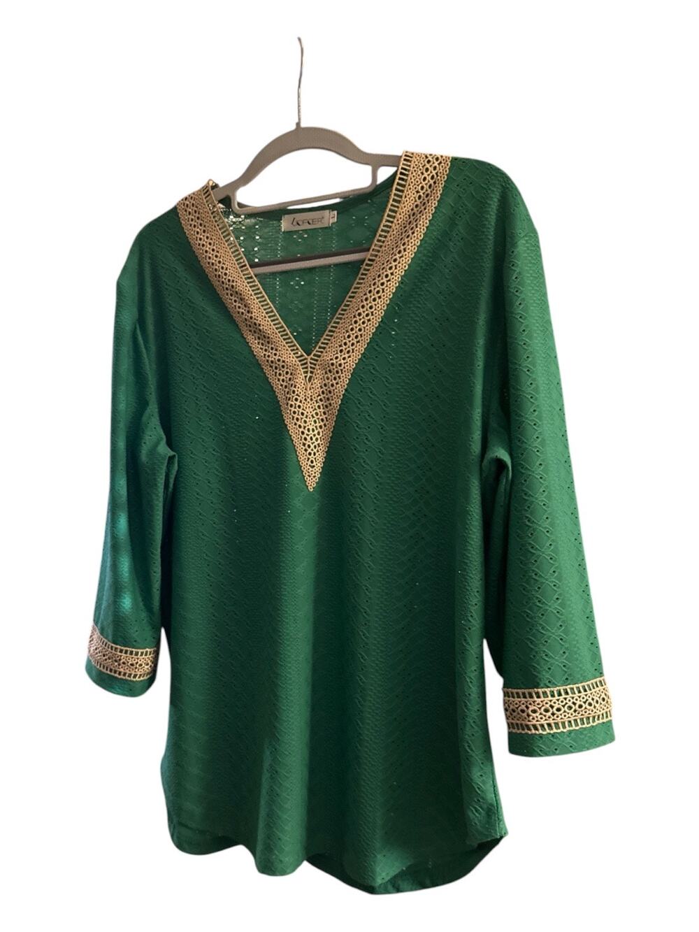 LIOFOER Womens Large Green Tunic Top Eyelet Crochet Trim V Neck Boho Tunic